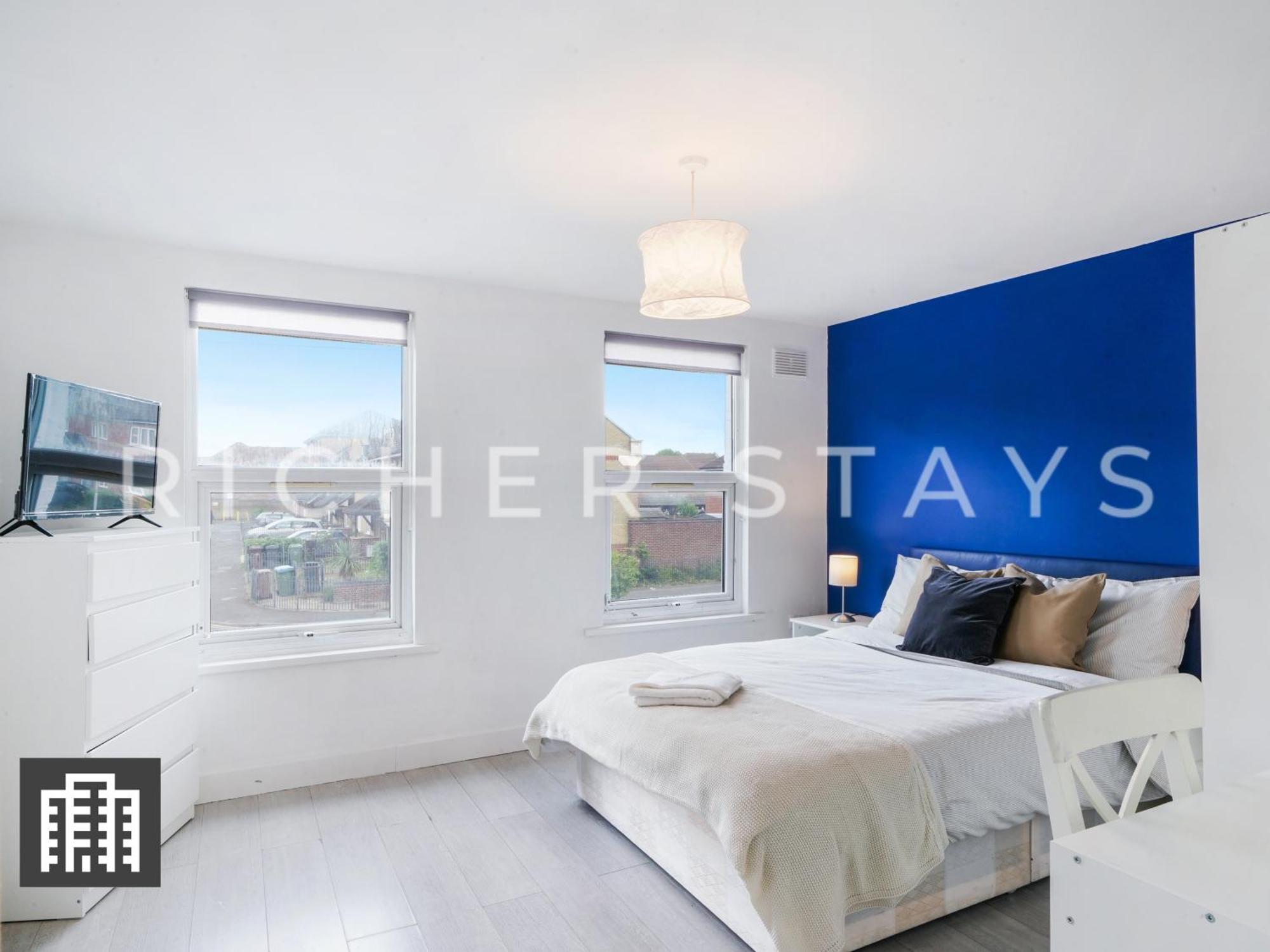 Large Home For Contractors & Families - Garden & Amenities Londres Exterior foto