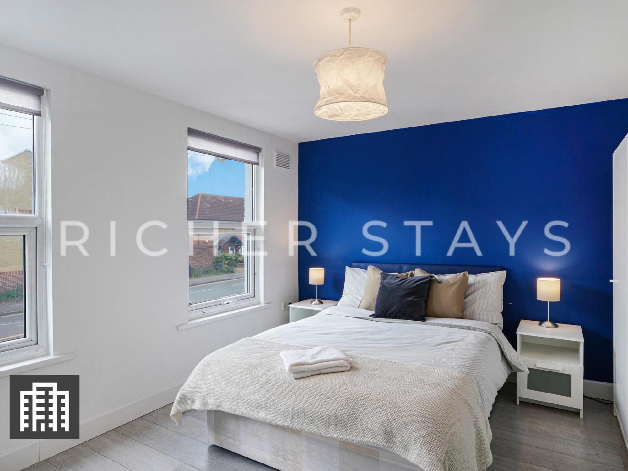 Large Home For Contractors & Families - Garden & Amenities Londres Exterior foto